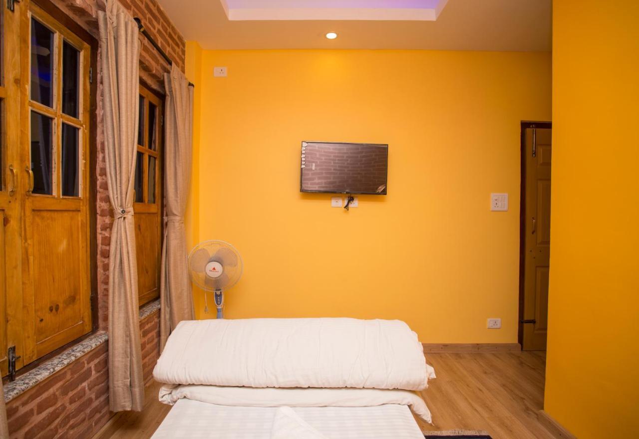 Blue Mountain Home Stay Kathmandu Exterior photo